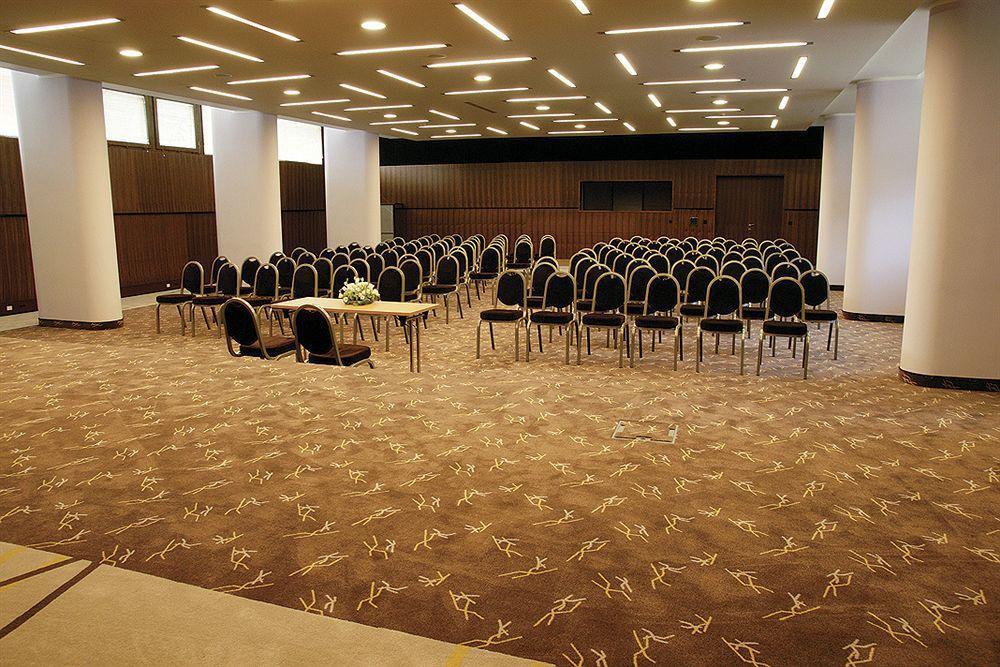 Hotel Spik Кранска гора Екстериор снимка